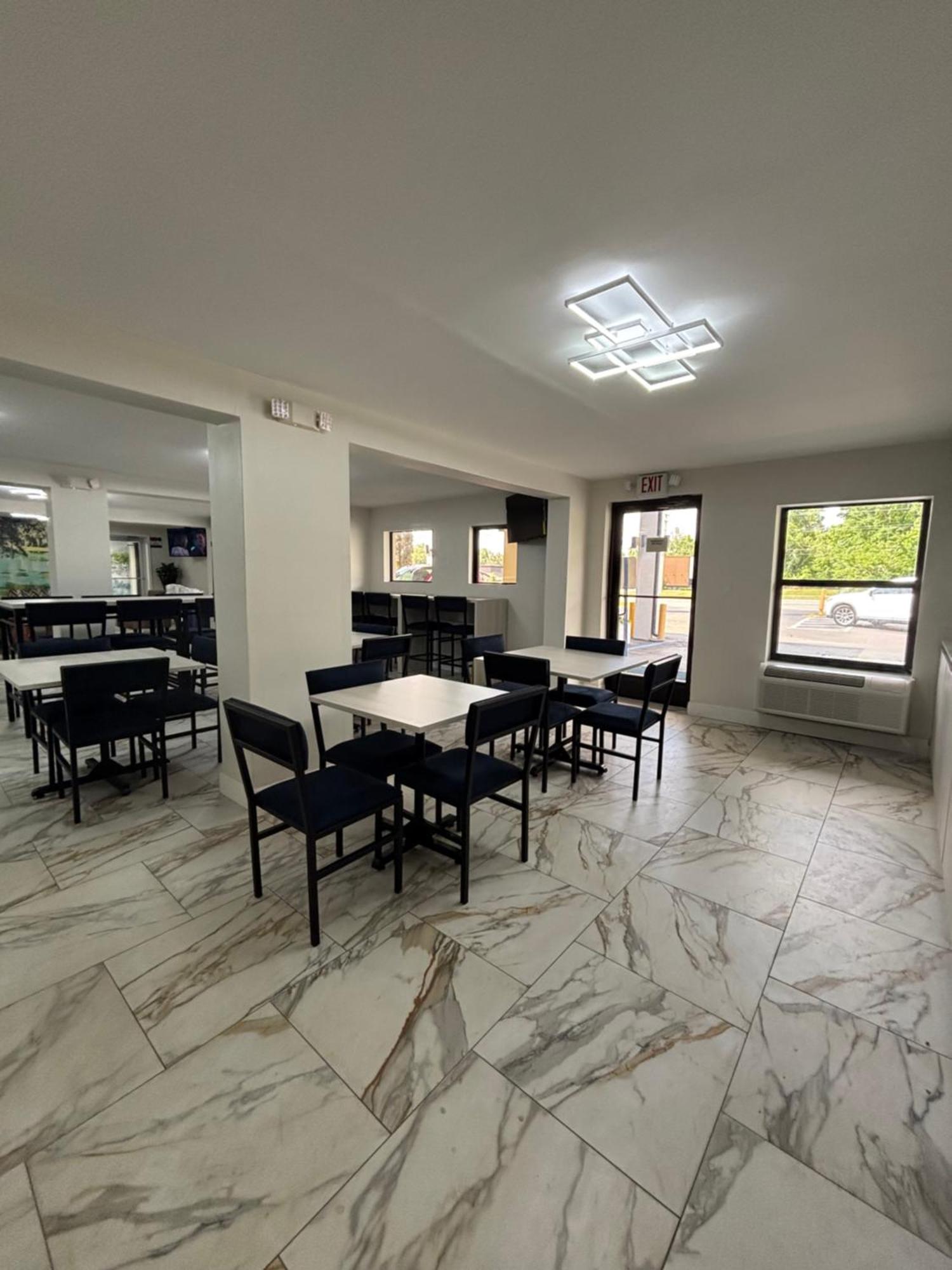 High Springs Inn Soon To Be Clarion Pointe Alachua Εξωτερικό φωτογραφία