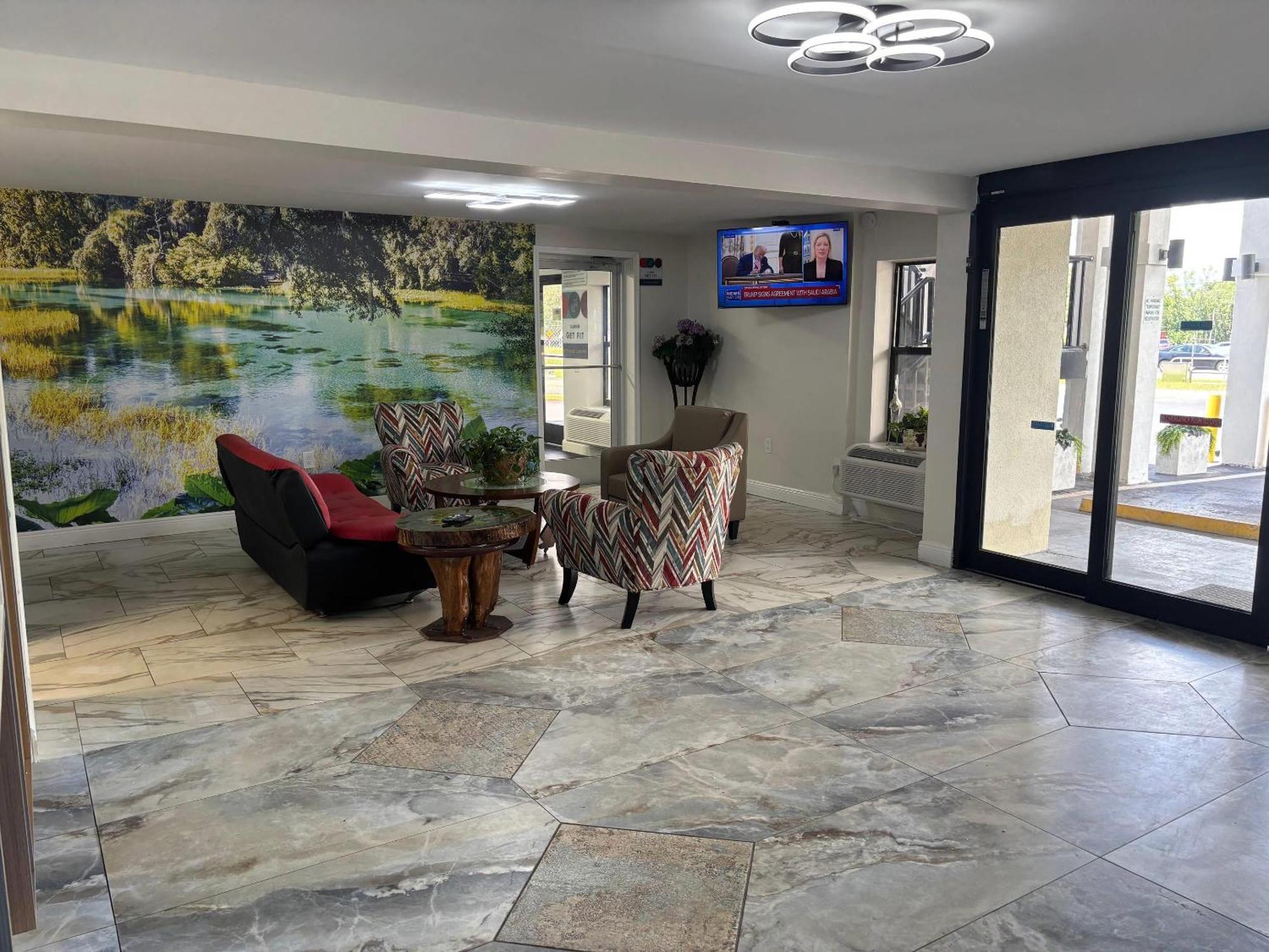 High Springs Inn Soon To Be Clarion Pointe Alachua Εξωτερικό φωτογραφία