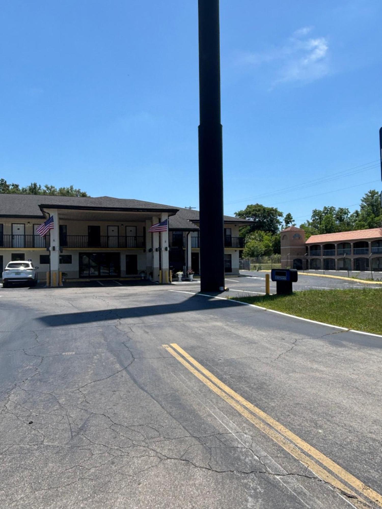 High Springs Inn Soon To Be Clarion Pointe Alachua Εξωτερικό φωτογραφία