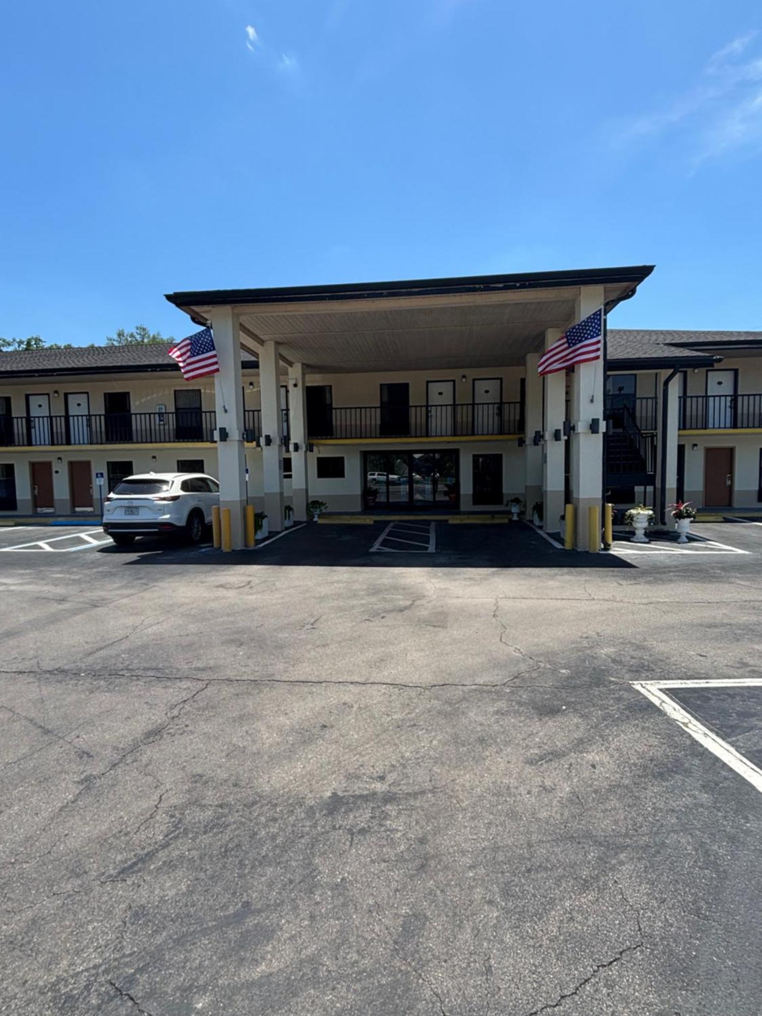 High Springs Inn Soon To Be Clarion Pointe Alachua Εξωτερικό φωτογραφία